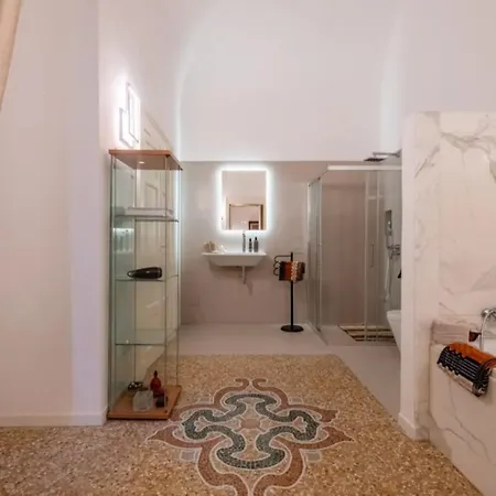 Castello - Luxury